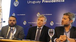 El ministro de Deporte de Paraguay, César García, el secretario nacional del Deporte de Uruguay, Sebastián Bauzá, y el ministro de Truismo y Deporte, Matías Lammens.