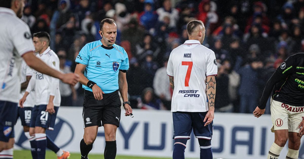 Nacional no pudo con Universitario y se despidió de la Libertadores
