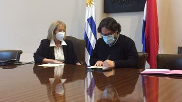 Mauricio Zunino asumió como intendente de Montevideo por viaje de Cosse