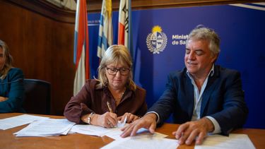 Hospital de Clínicas y sistema de trasplantes firmaron un acuerdo para desarrollar terapias contra el cáncer