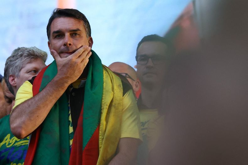 -flavio-bolsonaro