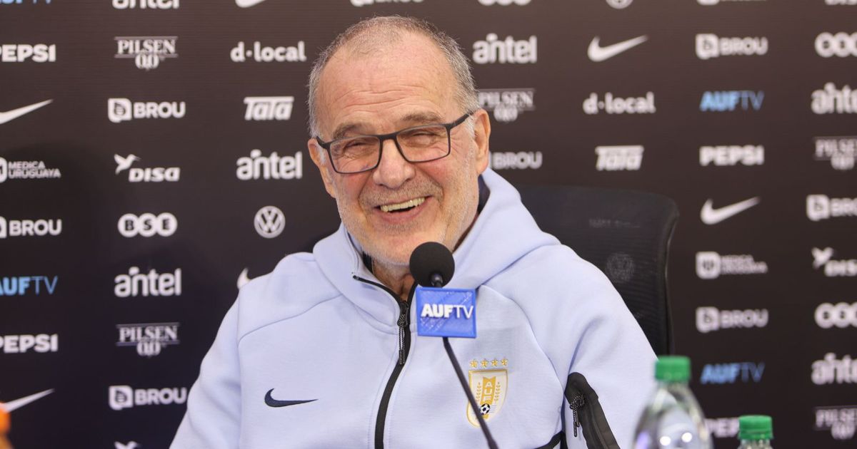 Marcelo Bielsa habló de la preparación del equipo, su continuidad en la Celeste y la ilusión del Mundial