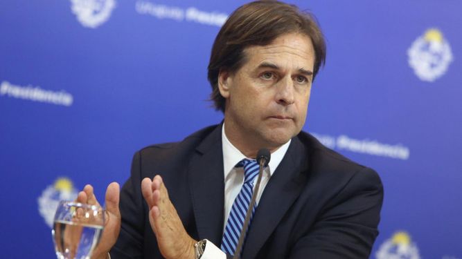 Gobierno espera informe de Ursea para saber si bajan combustibles