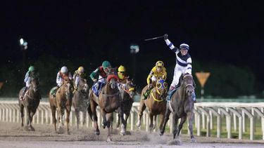 El Kódigo fue el caballo ganador del Gran Premio Ramírez 2025 tras una carrera emocionante