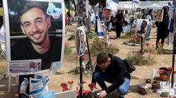 A dos años del ataque terrorista contra Israel, senadores condenaron a Hamás con matices