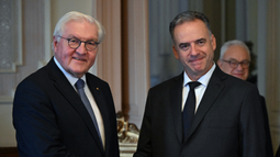 Presidente de Alemania y Yamandú Orsi preocupados por dichos de Milei: podría perjudicar el acuerdo con la UE