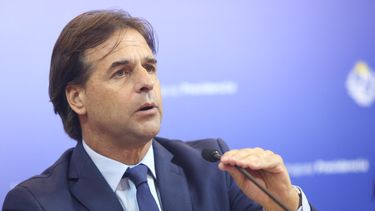 El presidente Lacalle Pou se hará el test de covid-19 este sábado