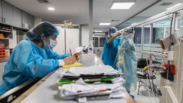 COVID-19 en Uruguay: 4 fallecimientos y 49 personas en CTI