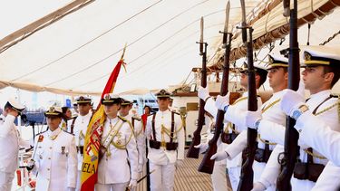 La princesa Leonor fue abanderada en la jura de la bandera de un grupo de españoles en Uruguay