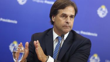 Lacalle Pou sobre LUC: Sería ilógico que el gobierno no salga a defender su ley