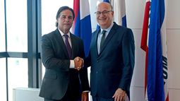 Luis Lacalle Pou recibió al presidente del Banco Interamericano de Desarrollo | Presidencia