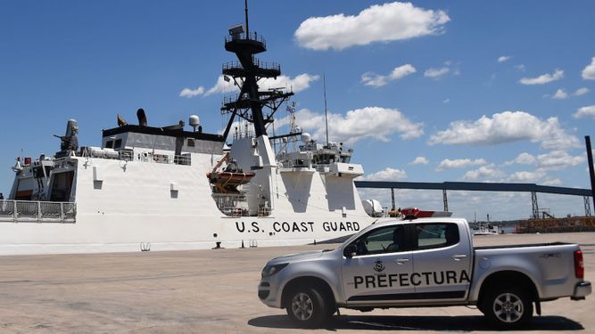 Llegó a Montevideo el buque Cutter Stone de la Guardia Costera de EEUU