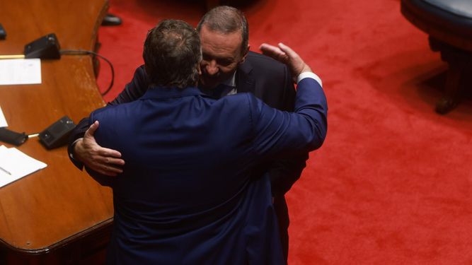 Para Álvaro Delgado, viene el momento de buscar acuerdos y dijo que no pondrá palos en la rueda como el FA