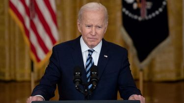 Biden anuncia sanciones económicas y restricciones de exportación a Rusia