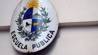 Este viernes no habrá clases en las escuelas de Montevideo por agresión en Flor de Maroñas Este viernes no habrá clases en las escuelas de Montevideo por agresión en Flor de Maroñas