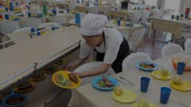 Entregarán viandas en escuelas de Montevideo pese al paro.