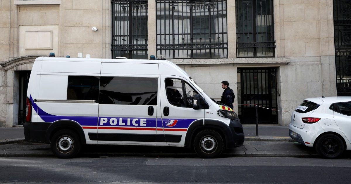 La Policía de Francia frustró un atentado con explosivos frente al Bank of America en París