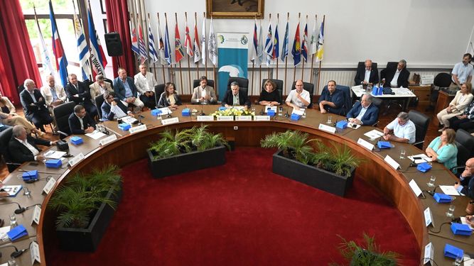 Mauricio Zunino valoró del Congreso de Intendentes la posibilidad de interacción permanente