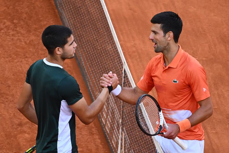 Alcaraz y Djokovic.