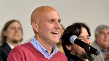 Francisco Legnani presentó su gabinete de Gobierno, combinando experiencia con juventud