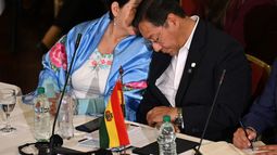 El presidente de Bolivia visitó a José Mujica, quien le pidió unidad en su país