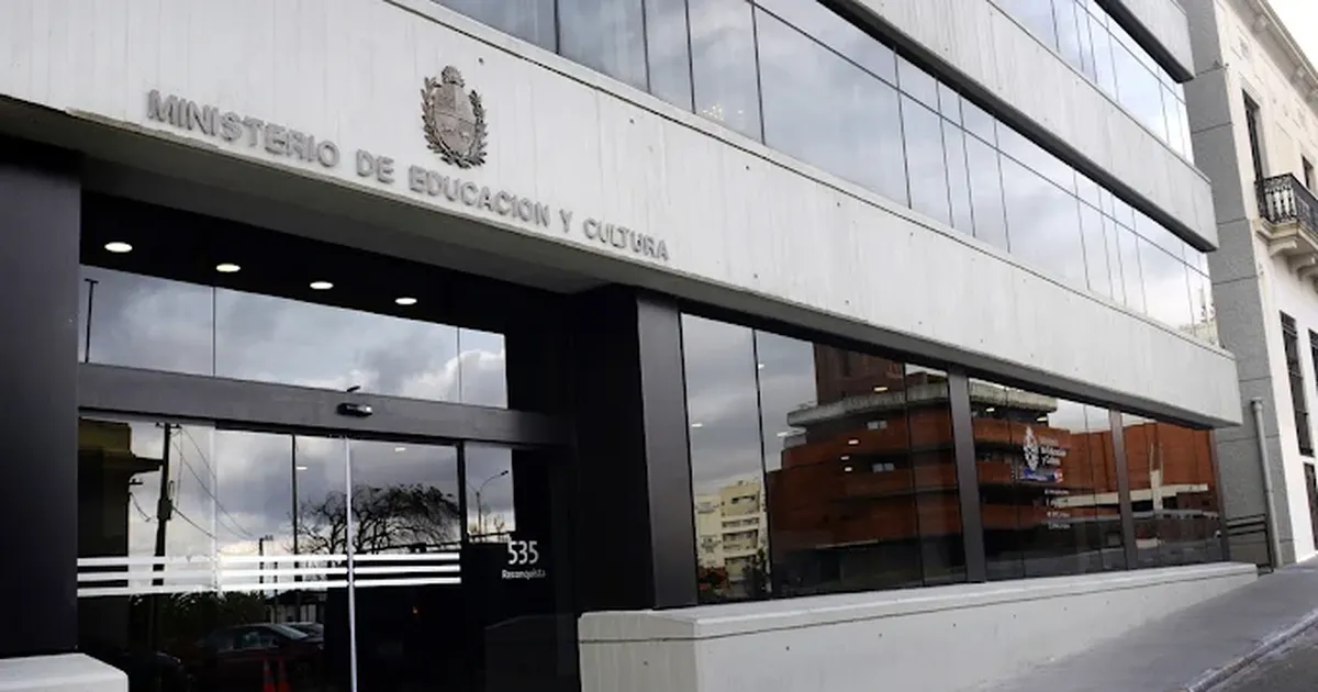 Partido Nacional, Colorado e Independiente no participarán de comisión organizadora de Congreso de Educación