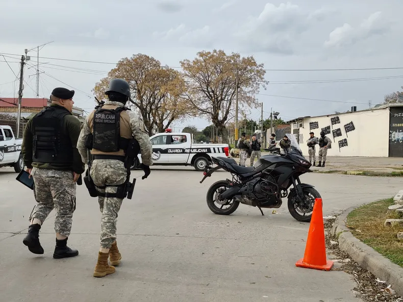 MARCONI POLICIA