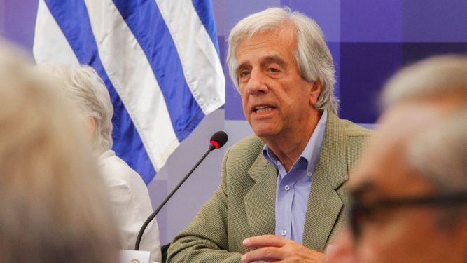 Gobierno decretó tres días de duelo nacional por Tabaré Vázquez