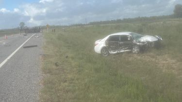 Dos personas resultaron heridas tras choque y vuelco en Ruta 7