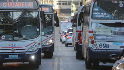 Tras el comienzo de clases, ya rigen los nuevos horarios y frecuencias de transporte público