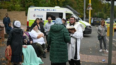 Dos muertos y tres heridos graves en un ataque frente a una sinagoga en Manchester durante Yom Kipur