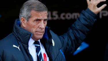 Entrenadores juveniles de Uruguay respaldan a Tabárez y ofrecieron su renuncia