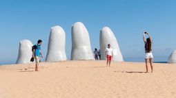 Cámara de Turismo expresó preocupación por baja del dólar: Hay pérdida de competitividad &nbsp;