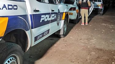 operativo policial en tres ombues: incautaron varias armas tras persecucion