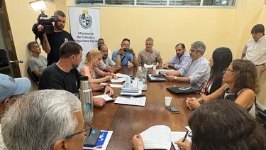 Adeom y la IM alcanzaron un preacuerdo: la comuna se comprometió a llevar el salario más bajo a $40.000