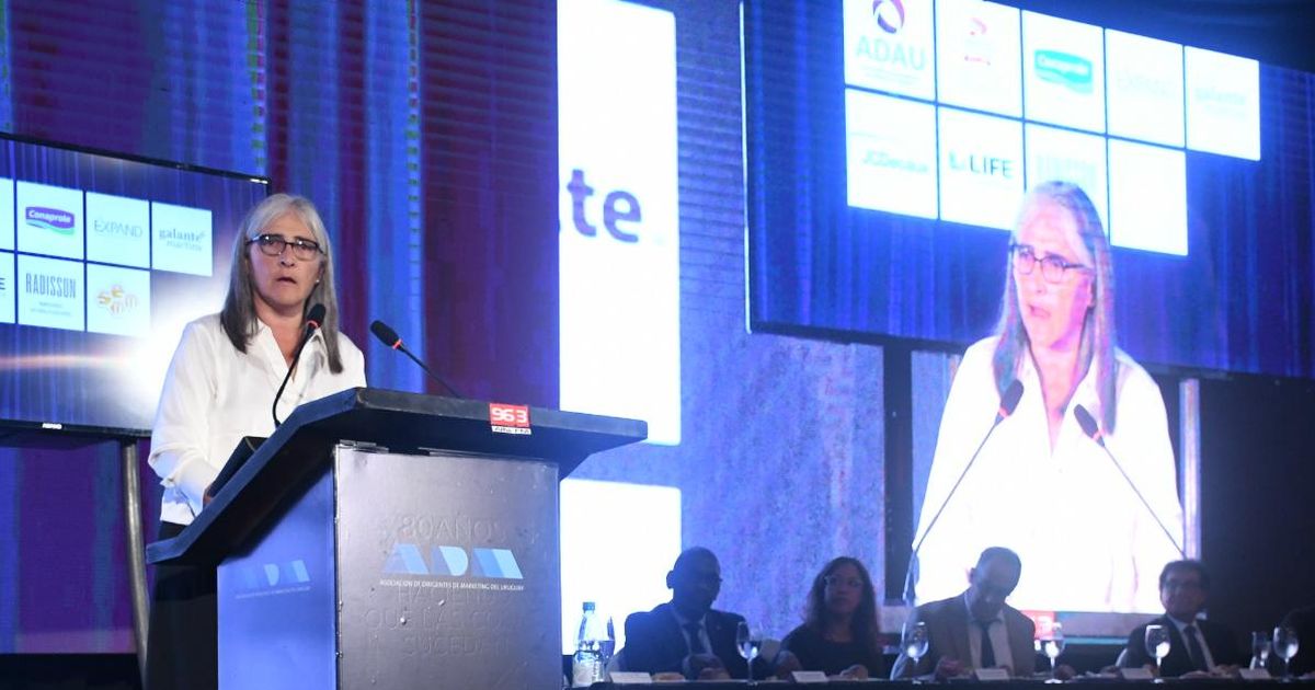 Lucía Etcheverry dijo que el MTOP realiza inversiones por más de 2.600 millones de dólares
