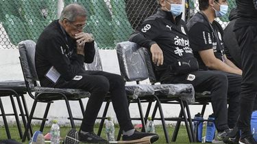 Tabárez tras la goleada sufrida en La Paz: No considero irme tirando la toalla