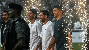 luis suarez renovo su vinculo con el inter miami y jugara hasta diciembre del 2026