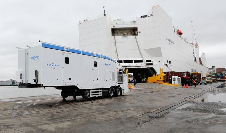 Puerto de Montevideo recibió el tercer escáner para intensificar la lucha contra el narcotráfico