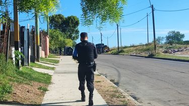 Dos delincuentes rapiñaron a un policía y su hermano en Malvín Norte: les robaron las bicicletas