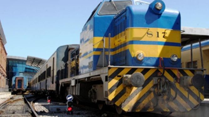 Trabajadores de AFE alertan a la población tras choque de trenes