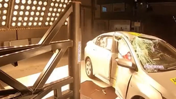 Proponen etiquetado de seguridad para autos