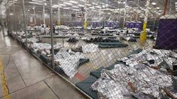 Juez de EE.UU. ordena al Gobierno reunificar a familias de inmigrantes