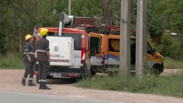 Un hombre de 35 años murió electrocutado tras treparse a un transformador