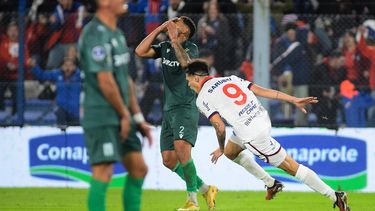 Nacional derrotó 4 a 2 a Racing y espera un tropezón de Progreso | FocoUy