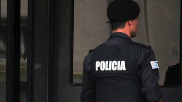 Robaban ruedas de autos y fueron detenidos por la Policía
