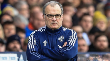 El último equipo que dirigió Bielsa fue el Leeds United de Inglaterra.