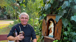 Primera decisión de León XIV en Uruguay: aceptó una renuncia y designó a su reemplazo