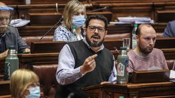 FA pide proyecto para que artistas tengan seguro de paro