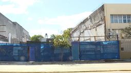 Liceo N°8 deberá mudarse de local tras daños en su infraestructura causados por una obra privada